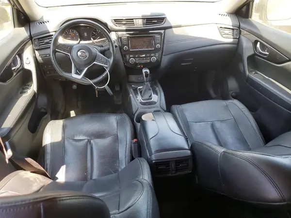 5N1AT2MT4JC737774 2018 NISSAN ROGUE - Image 8