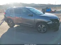 5N1AT2MT4JC737869 2018 NISSAN ROGUE