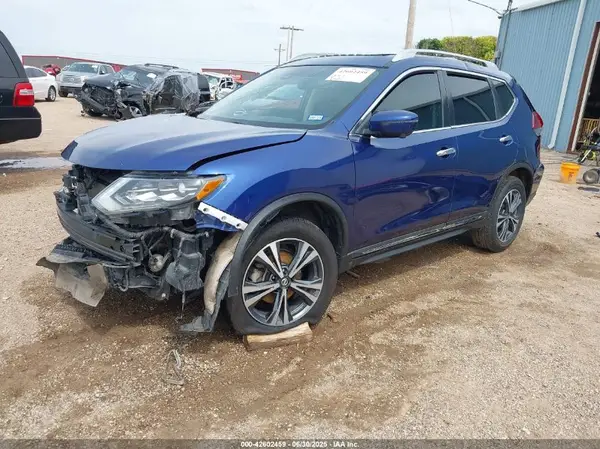 5N1AT2MT4JC750086 2018 NISSAN ROGUE - Image 2