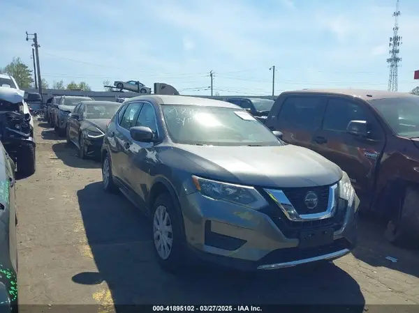 5N1AT2MT4JC754817 2018 NISSAN ROGUE - Image 1