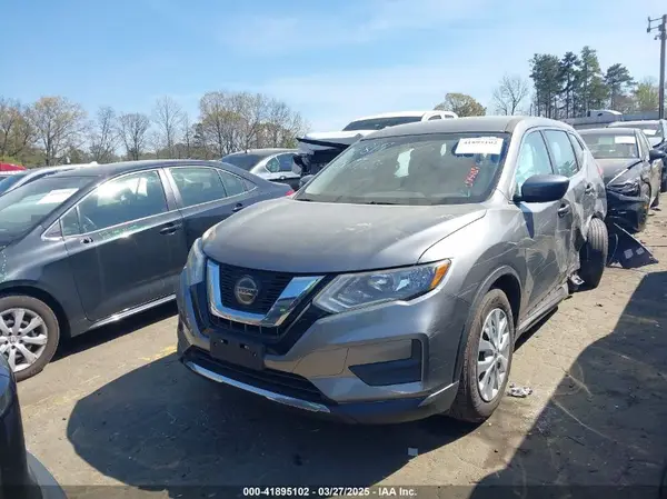 5N1AT2MT4JC754817 2018 NISSAN ROGUE - Image 2
