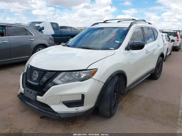 5N1AT2MT4JC757006 2018 NISSAN ROGUE - Image 2