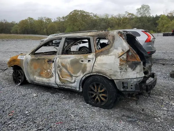 5N1AT2MT4JC767549 2018 NISSAN ROGUE - Image 2