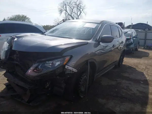 5N1AT2MT4JC771519 2018 NISSAN ROGUE - Image 2