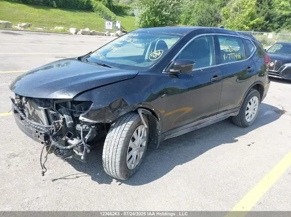 5N1AT2MT4JC777448 2018 NISSAN ROGUE - Image 2