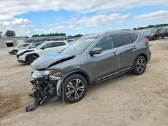 5N1AT2MT4JC778759 2018 NISSAN ROGUE