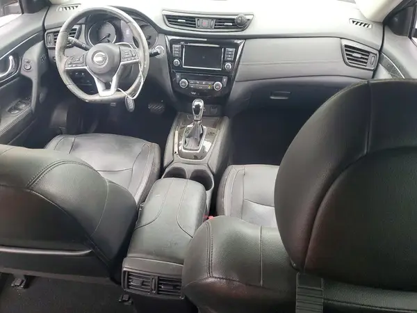 5N1AT2MT4JC782553 2018 NISSAN ROGUE - Image 8