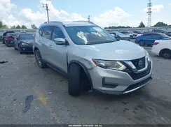5N1AT2MT4JC800369 2018 NISSAN ROGUE