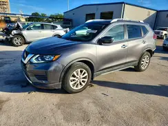 5N1AT2MT4JC810111 2018 NISSAN ROGUE