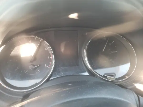 5N1AT2MT4JC810139 2018 NISSAN ROGUE - Image 8