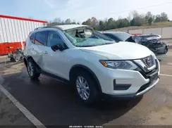 5N1AT2MT4JC814885 2018 NISSAN ROGUE