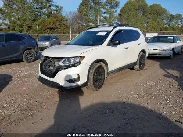 5N1AT2MT4JC817320 2018 NISSAN ROGUE - Image 2