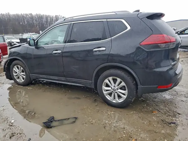 5N1AT2MT4JC820816 2018 NISSAN ROGUE - Image 2