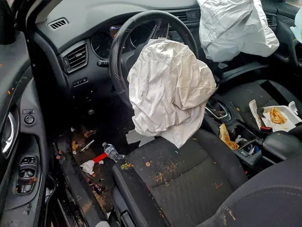5N1AT2MT4JC820816 2018 NISSAN ROGUE - Image 8