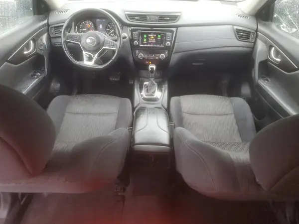5N1AT2MT4JC826938 2018 NISSAN ROGUE - Image 8