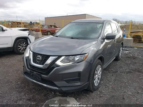 5N1AT2MT4JC836630 2018 NISSAN ROGUE - Image 2