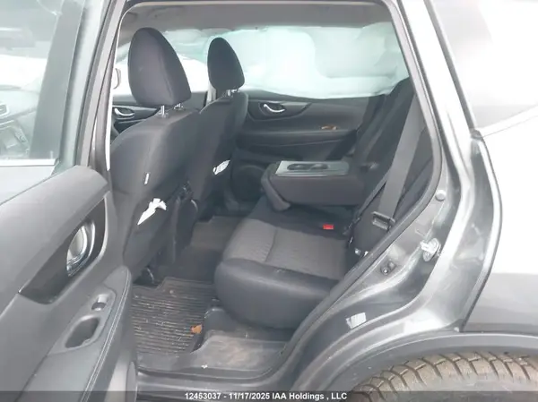 5N1AT2MT4JC836630 2018 NISSAN ROGUE - Image 8