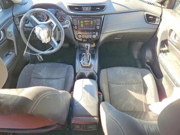 5N1AT2MT4JC838023 2018 NISSAN ROGUE - Image 8