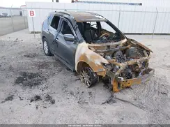 5N1AT2MT4JC840404 2018 NISSAN ROGUE