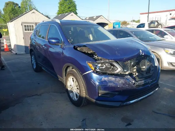 5N1AT2MT4JC841701 2018 NISSAN ROGUE - Image 1