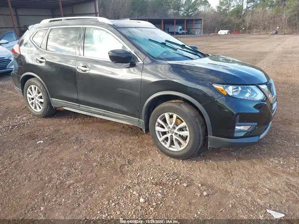 5N1AT2MT4JC845800 2018 NISSAN ROGUE - Image 1