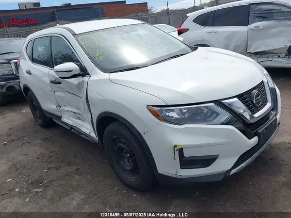 5N1AT2MT4JC851709 2018 NISSAN ROGUE - Image 1