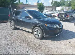 5N1AT2MT4JC852438 2018 NISSAN ROGUE
