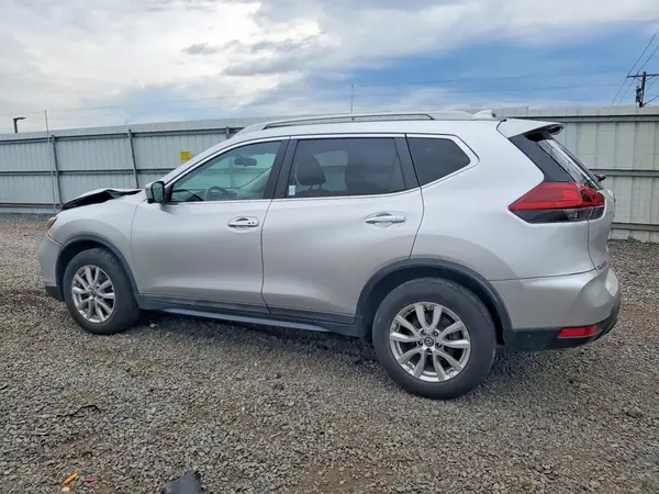 5N1AT2MT4JC852598 2018 NISSAN ROGUE - Image 2