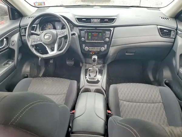 5N1AT2MT4JC852598 2018 NISSAN ROGUE - Image 8