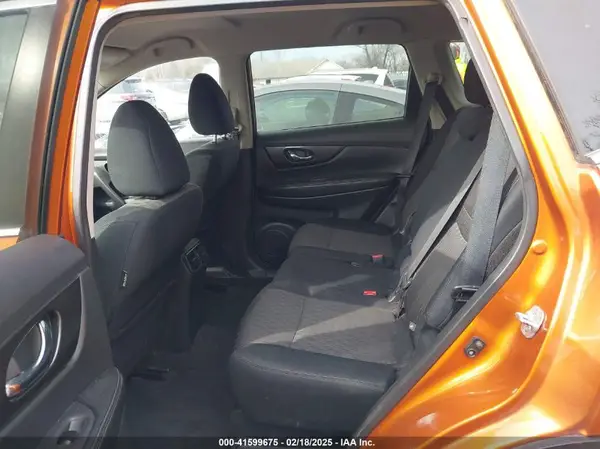 5N1AT2MT4KC701326 2019 NISSAN ROGUE - Image 8