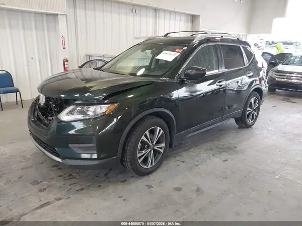 5N1AT2MT4KC701519 2019 NISSAN ROGUE - Image 2