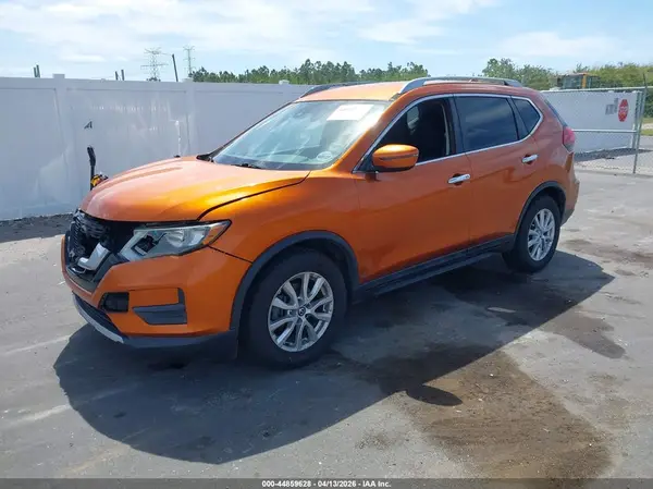 5N1AT2MT4KC703996 2019 NISSAN ROGUE - Image 2