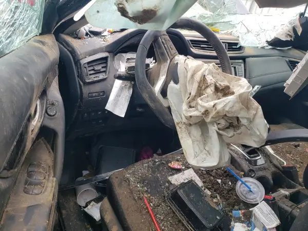 5N1AT2MT4KC723553 2019 NISSAN ROGUE - Image 8