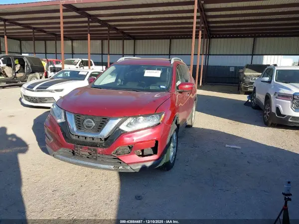 5N1AT2MT4KC735699 2019 NISSAN ROGUE - Image 2