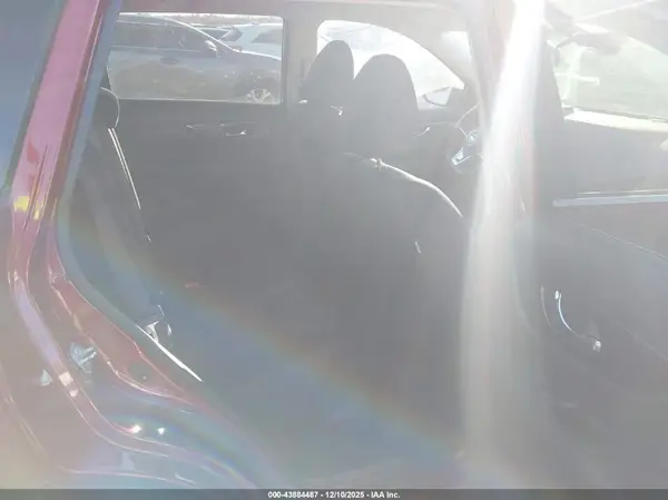 5N1AT2MT4KC735699 2019 NISSAN ROGUE - Image 8