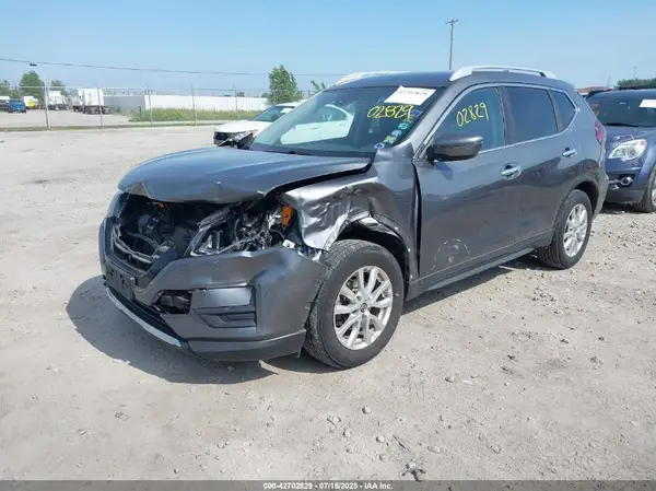 5N1AT2MT4KC753877 2019 NISSAN ROGUE - Image 2
