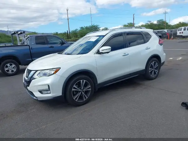 5N1AT2MT4KC767178 2019 NISSAN ROGUE - Image 2
