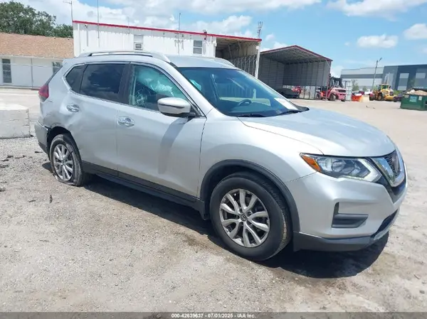 5N1AT2MT4KC770484 2019 NISSAN ROGUE - Image 1