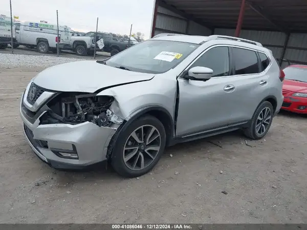 5N1AT2MT4KC777788 2019 NISSAN ROGUE - Image 2