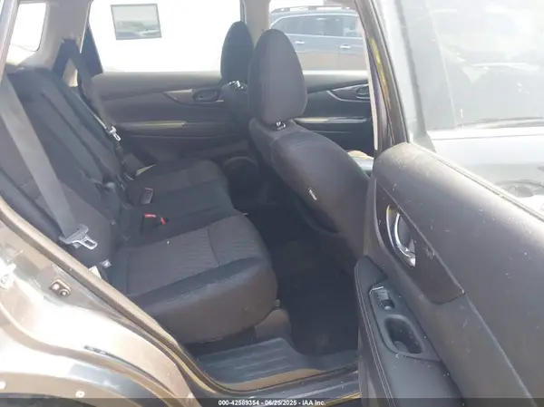 5N1AT2MT4KC781954 2019 NISSAN ROGUE - Image 8