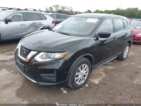 5N1AT2MT4KC783185 2019 NISSAN ROGUE - Image 2