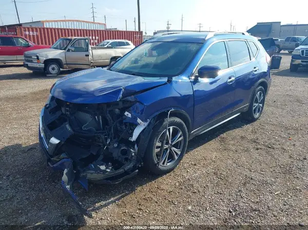 5N1AT2MT4KC784269 2019 NISSAN ROGUE - Image 2