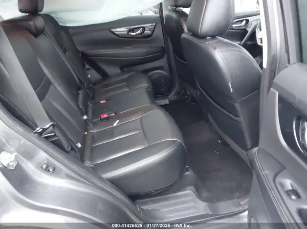 5N1AT2MT4KC784661 2019 NISSAN ROGUE - Image 8