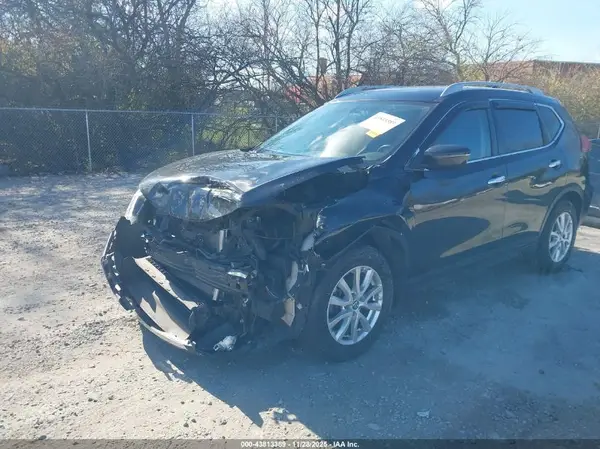 5N1AT2MT4KC788046 2019 NISSAN ROGUE - Image 2