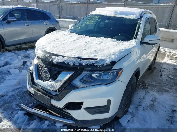 5N1AT2MT4KC793408 2019 NISSAN ROGUE - Image 2