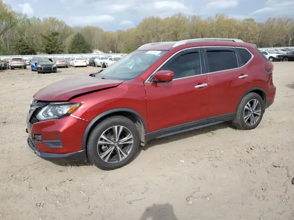 5N1AT2MT4KC797569 2019 NISSAN ROGUE - Image 1
