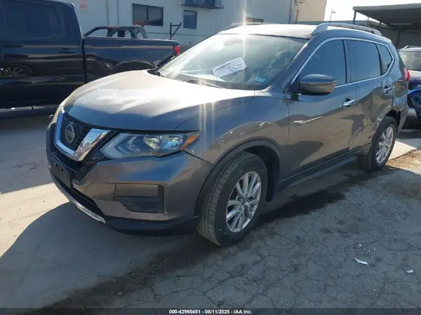 5N1AT2MT4KC803418 2019 NISSAN ROGUE - Image 2