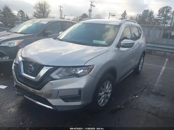 5N1AT2MT4KC813124 2019 NISSAN ROGUE - Image 2