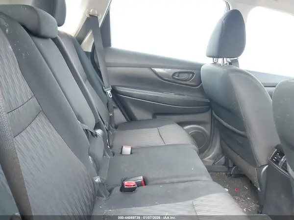 5N1AT2MT4KC816055 2019 NISSAN ROGUE - Image 8