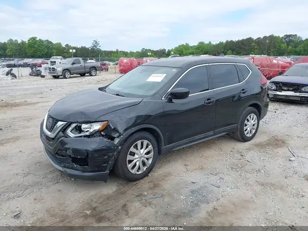 5N1AT2MT4KC820218 2019 NISSAN ROGUE - Image 2